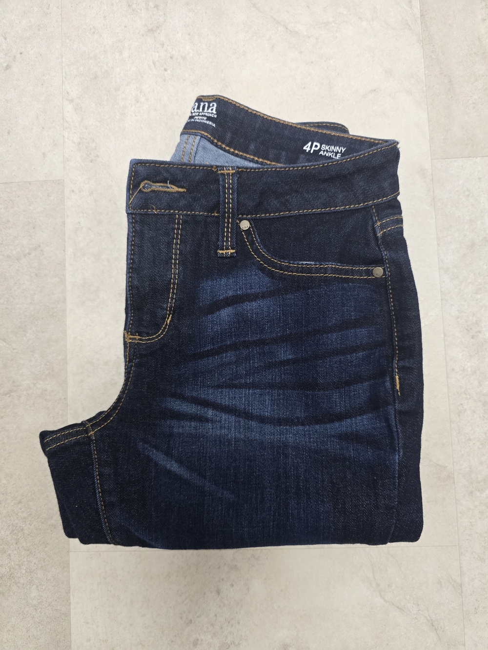 a.n.a Dark Blue Women's Skinny Ankle Jeans - 4 Petite